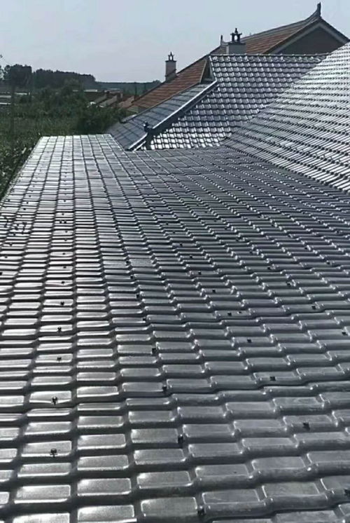 新绛县平房改造新选择 合成树脂瓦屋檐装饰与隔热隔音材料制造解析